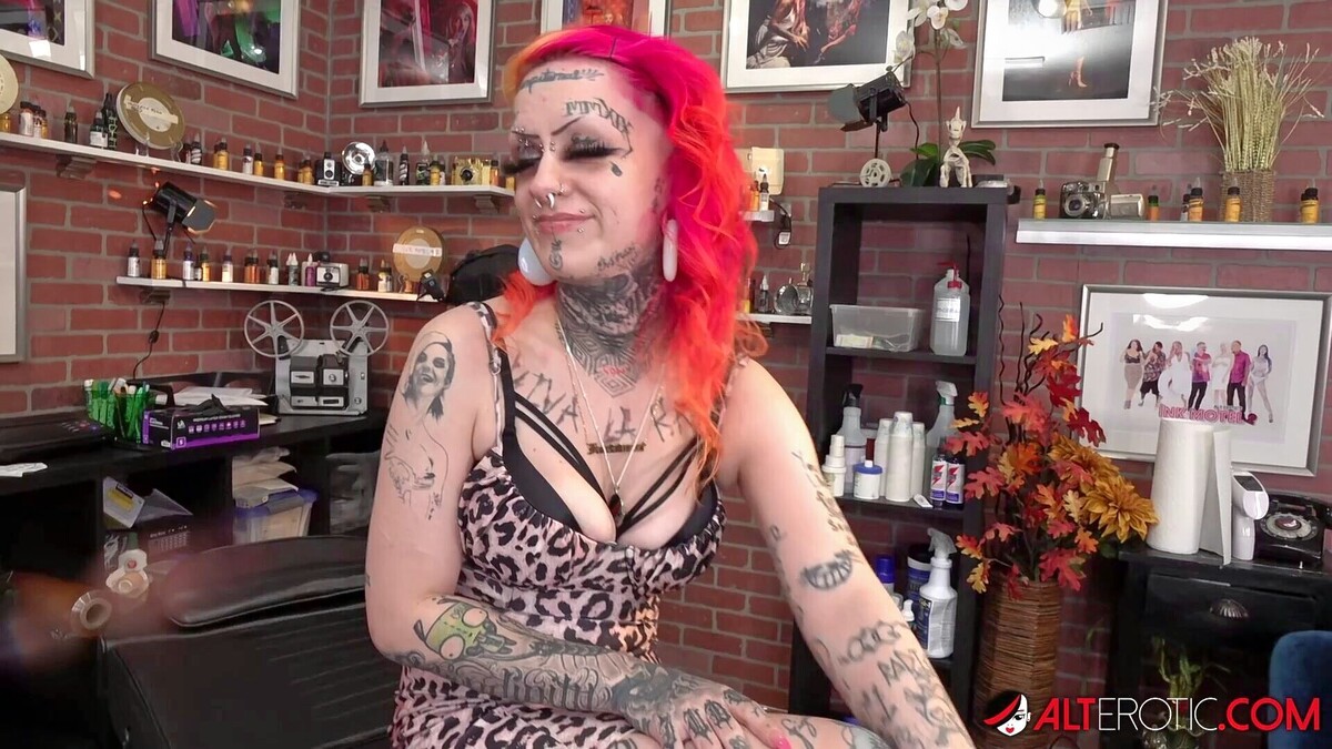 Face Tat Mami - Ink Motel 3 · HD Porn · Alt Erotic | EROTIK.COM