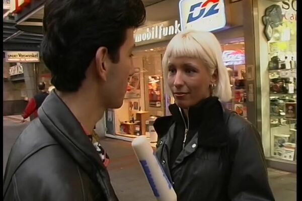 'Interview'-Szene aus Mandy Mystery - Sextalk With Mandy